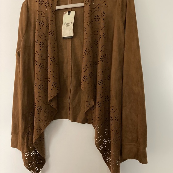 American Rag Cie Laser Cut Faux Suede Jacket - Picture 2 of 10